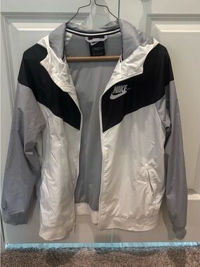 Nike Boys Windbreaker Jacket size Lg +